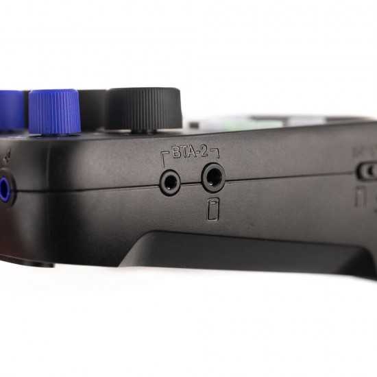 Zoom PodTrak P4next Portable Multitrack Podcast Recorder Zoom PodTrak P4next Portable Multitrack Podcast Recorder