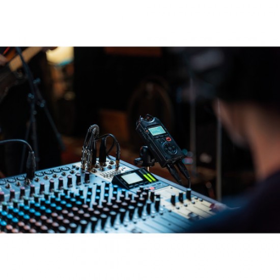 Tascam DR-40X 4-Channel / 4-Track Portable Audio Recorder and USB Interface with Adjustable Mic