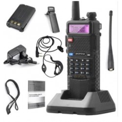 BAOFENG UV-5R Dual Band Two-Way Radio with Ear Piece BAOFENG UV-5R Dual Band Two-Way Radio with Ear Piece