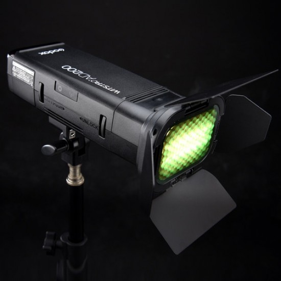 Godox AD200 (200W) Battery Powered TTL Pocket Flash Kit